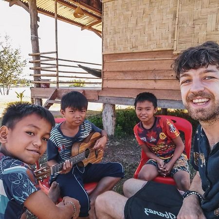 Vera Sunset Homestay Local Experience With Lao Family Muang Không Esterno foto