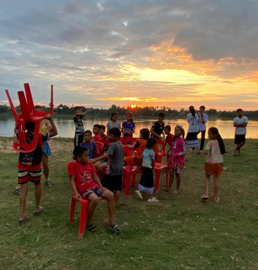 Vera Sunset Homestay Local Experience With Lao Family Muang Không Esterno foto